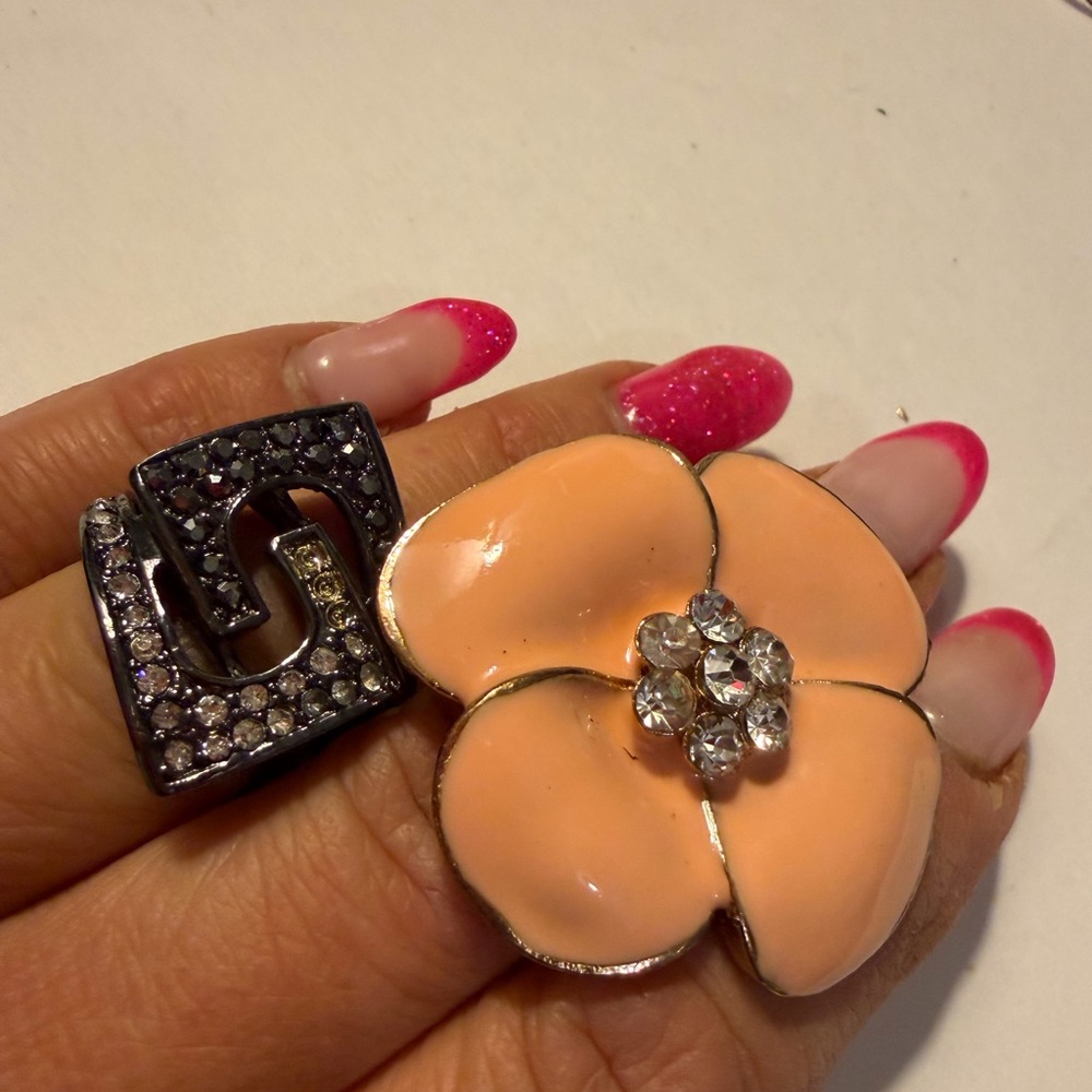 Large Statement Flower Ring And Black Ring Bundle - image 1